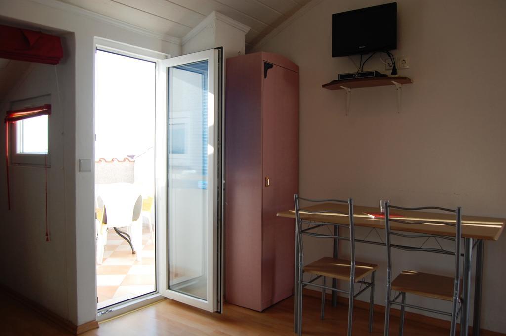Apartments Setka Кърк Стая снимка