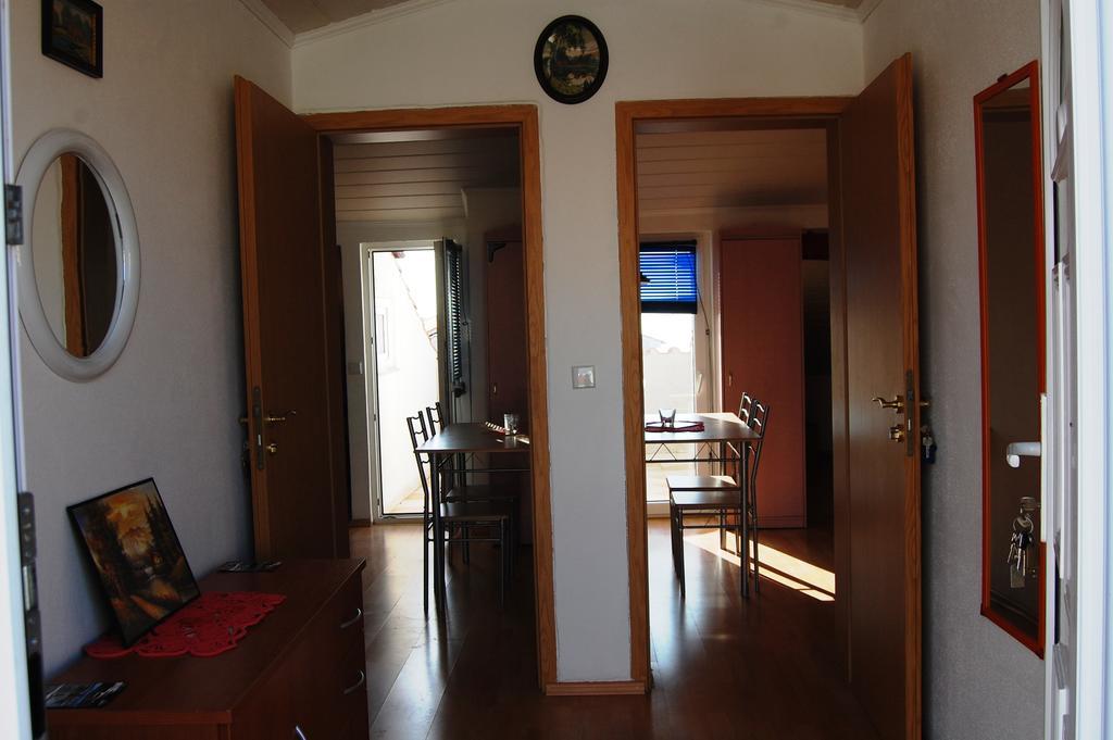 Apartments Setka Кърк Стая снимка